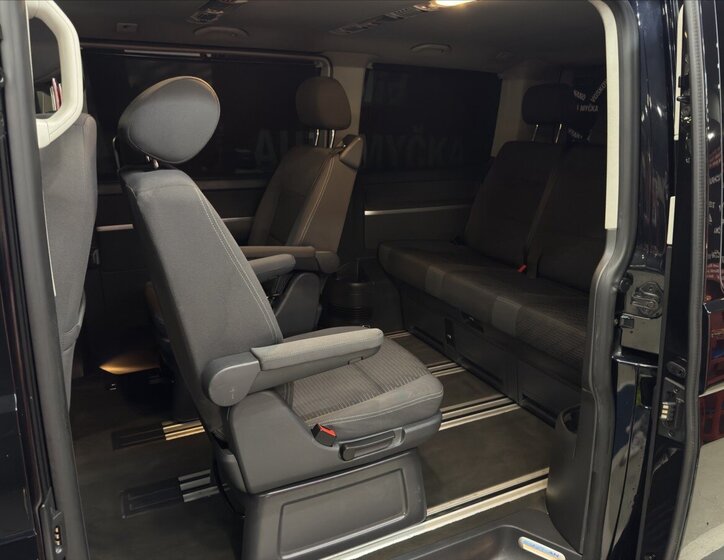 Volkswagen Multivan Kombi 2,0 l 103 kw