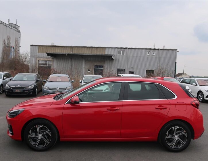 Hyundai i30 Hatchback 998,0 88 kw