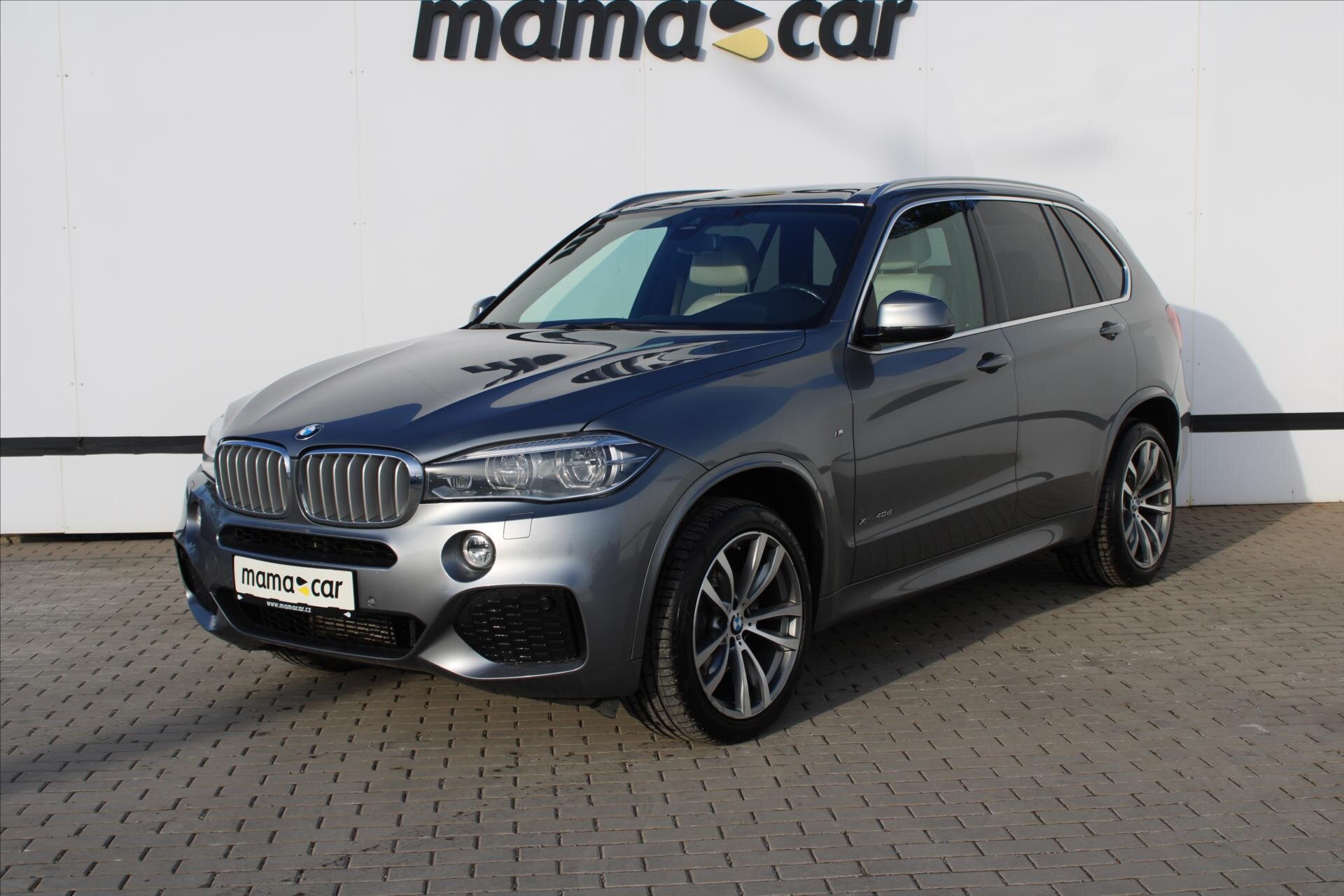 BMW X5 SUV 3,0 l 230 kw