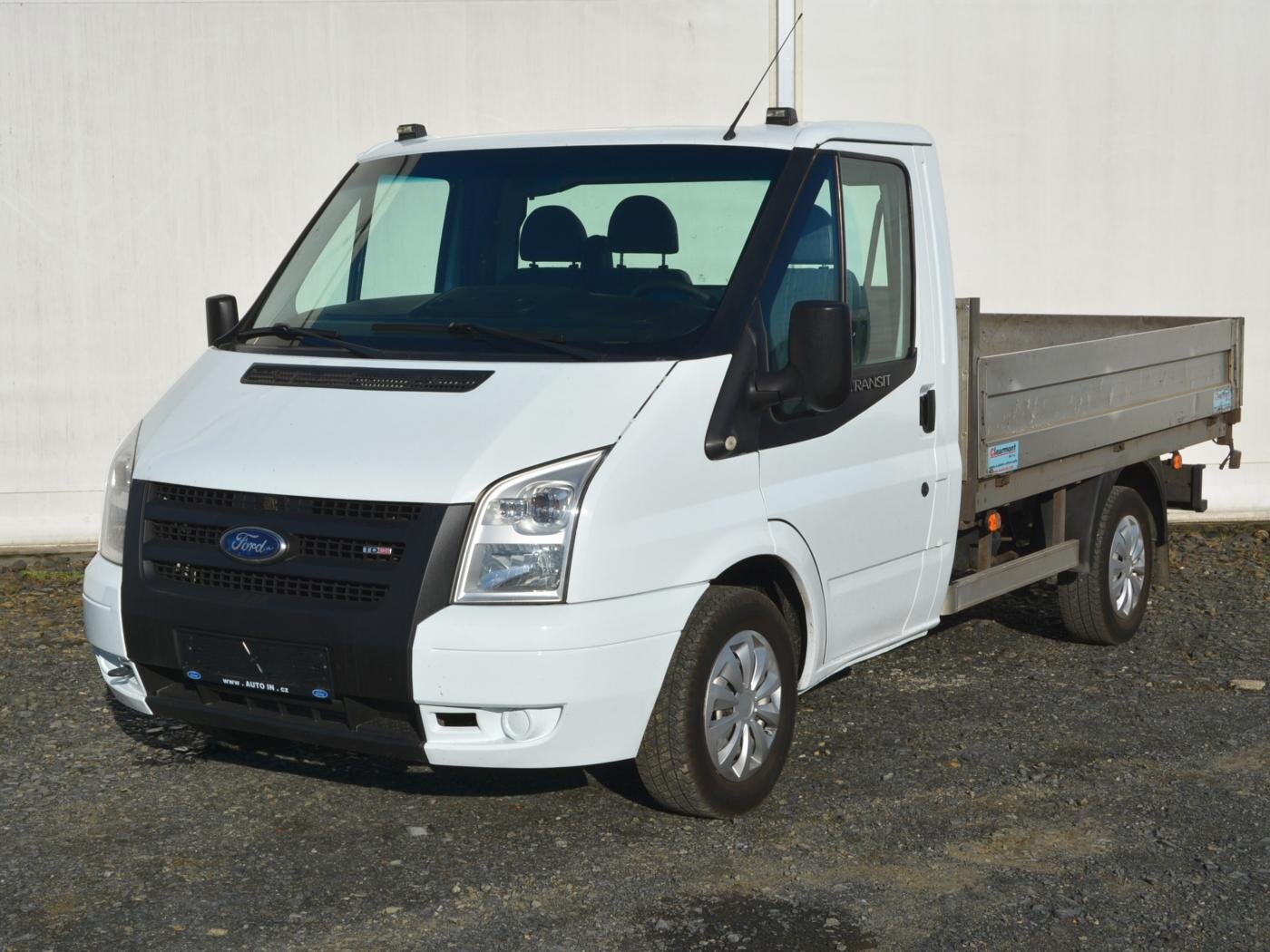 Ford Transit Valník 2,2 l 63 kw