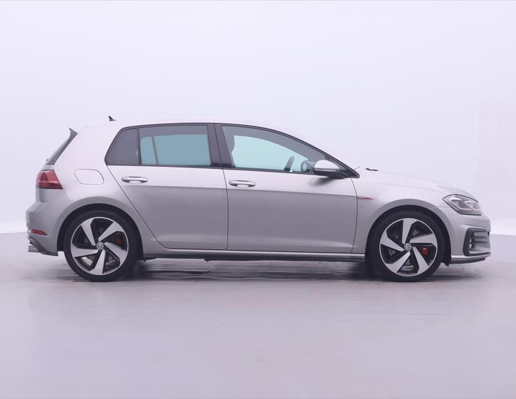Volkswagen Golf 8