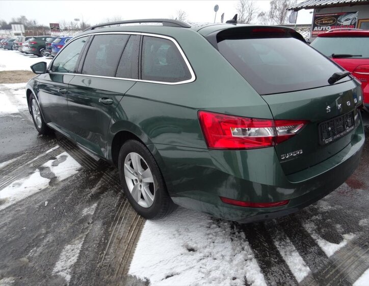 Škoda Superb Kombi 1,6 l 88 kw