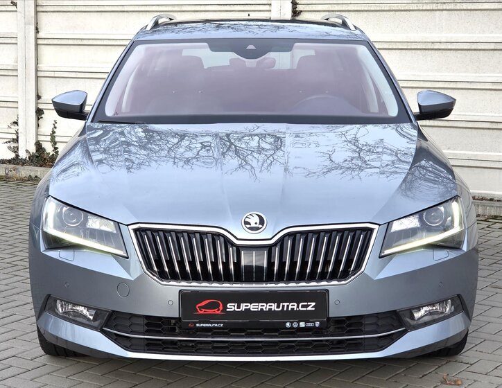 Škoda Superb 2