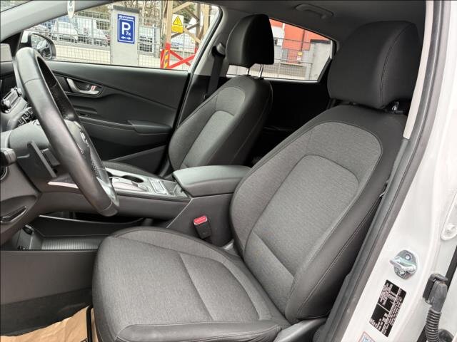 Hyundai Kona SUV / Terénní 0,0 150 kw