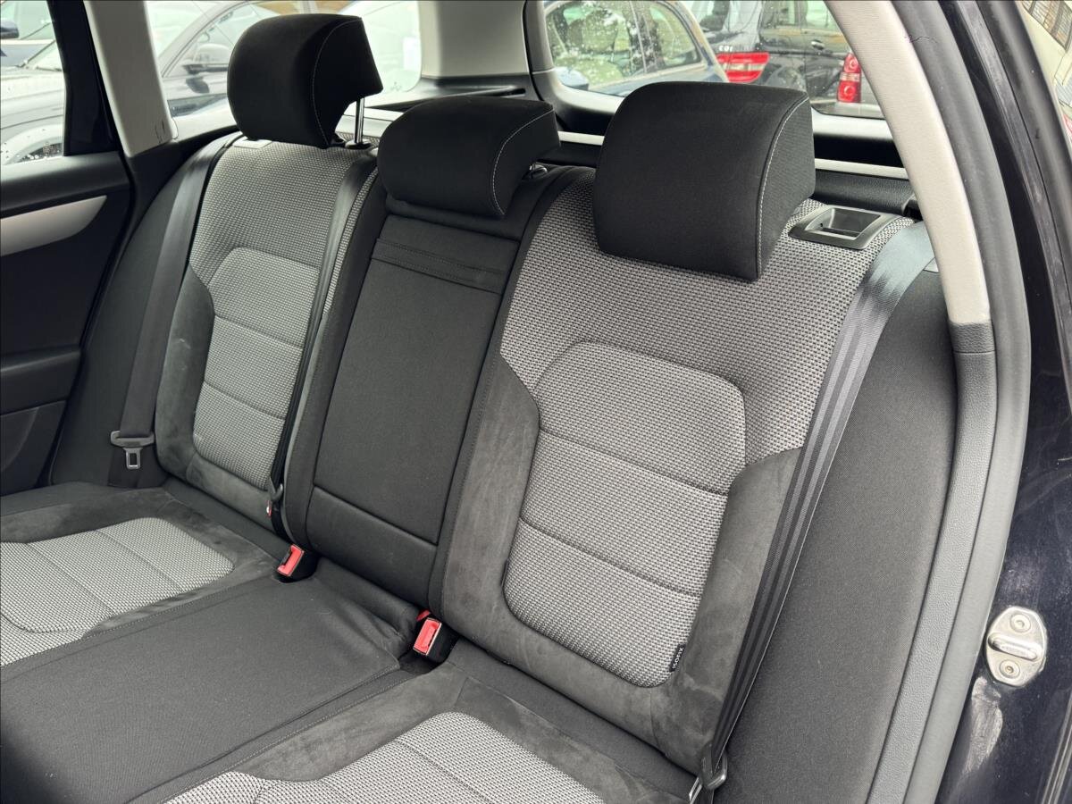 Volkswagen Passat Kombi 2,0 l 125 kw