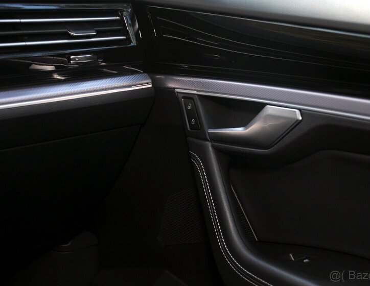 Volkswagen Touareg SUV / Terénní 0,0 252 kw