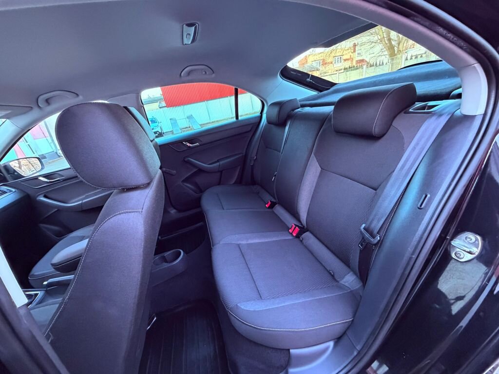 Škoda Rapid Liftback 1,2 l 77 kw