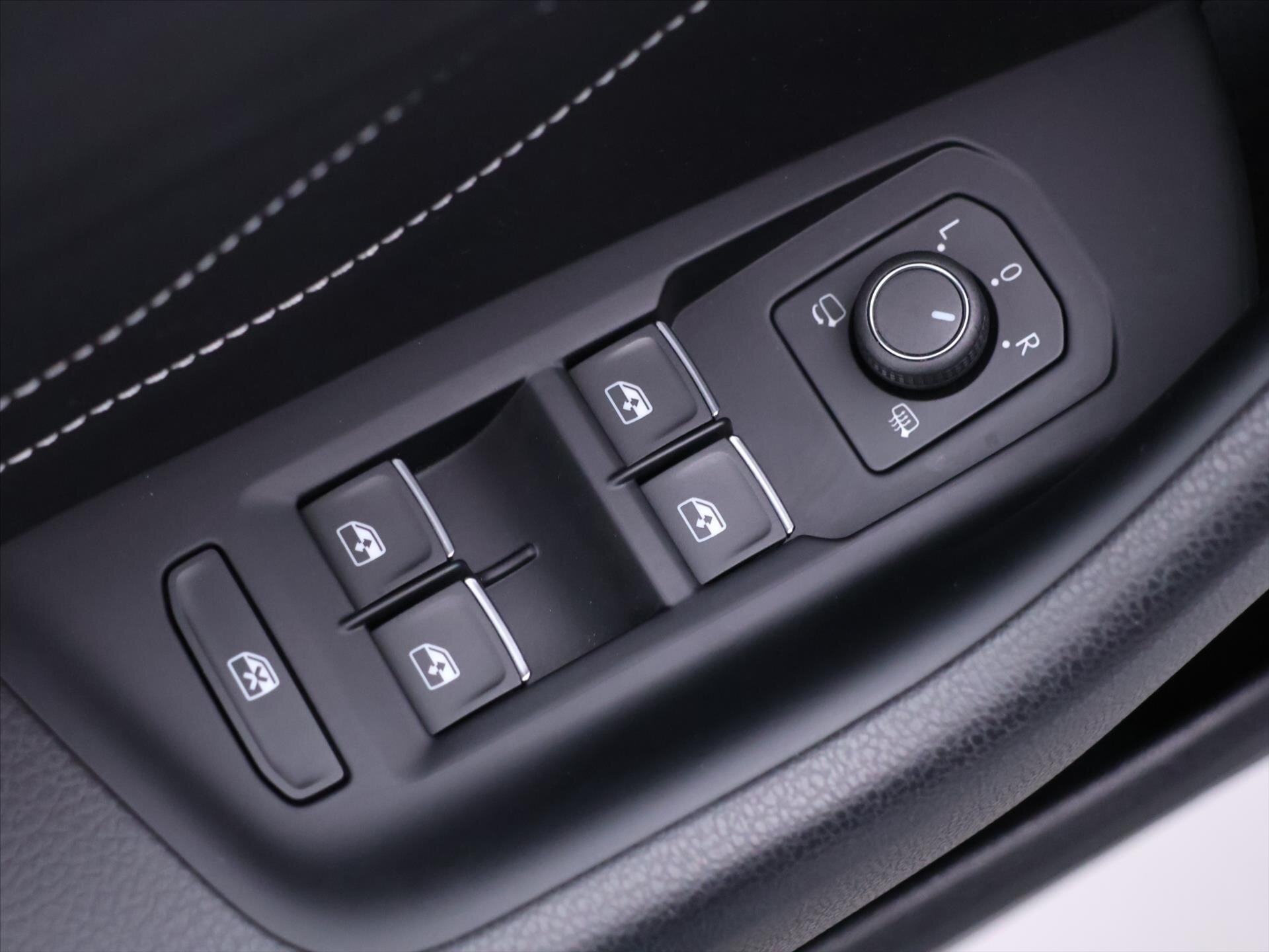 Volkswagen Arteon Kombi 2,0 l 206 kw