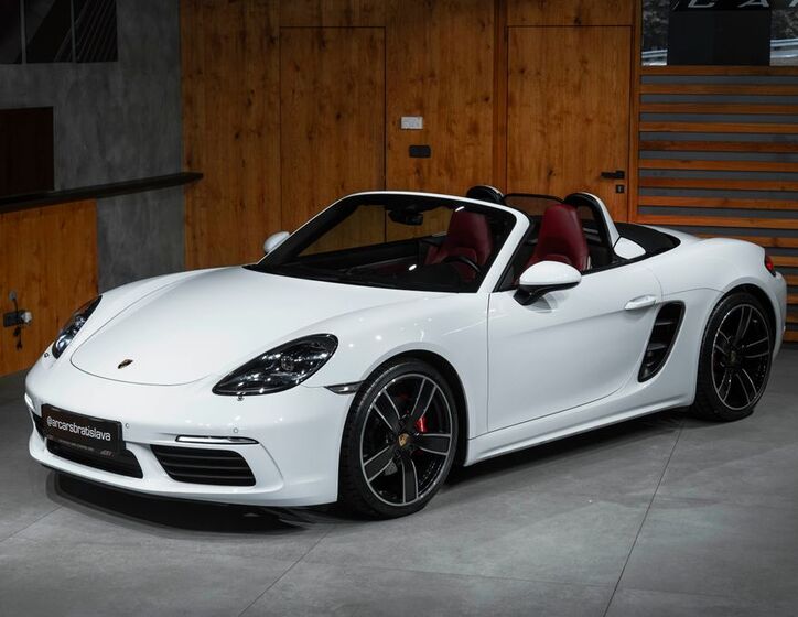 Porsche Boxster 2