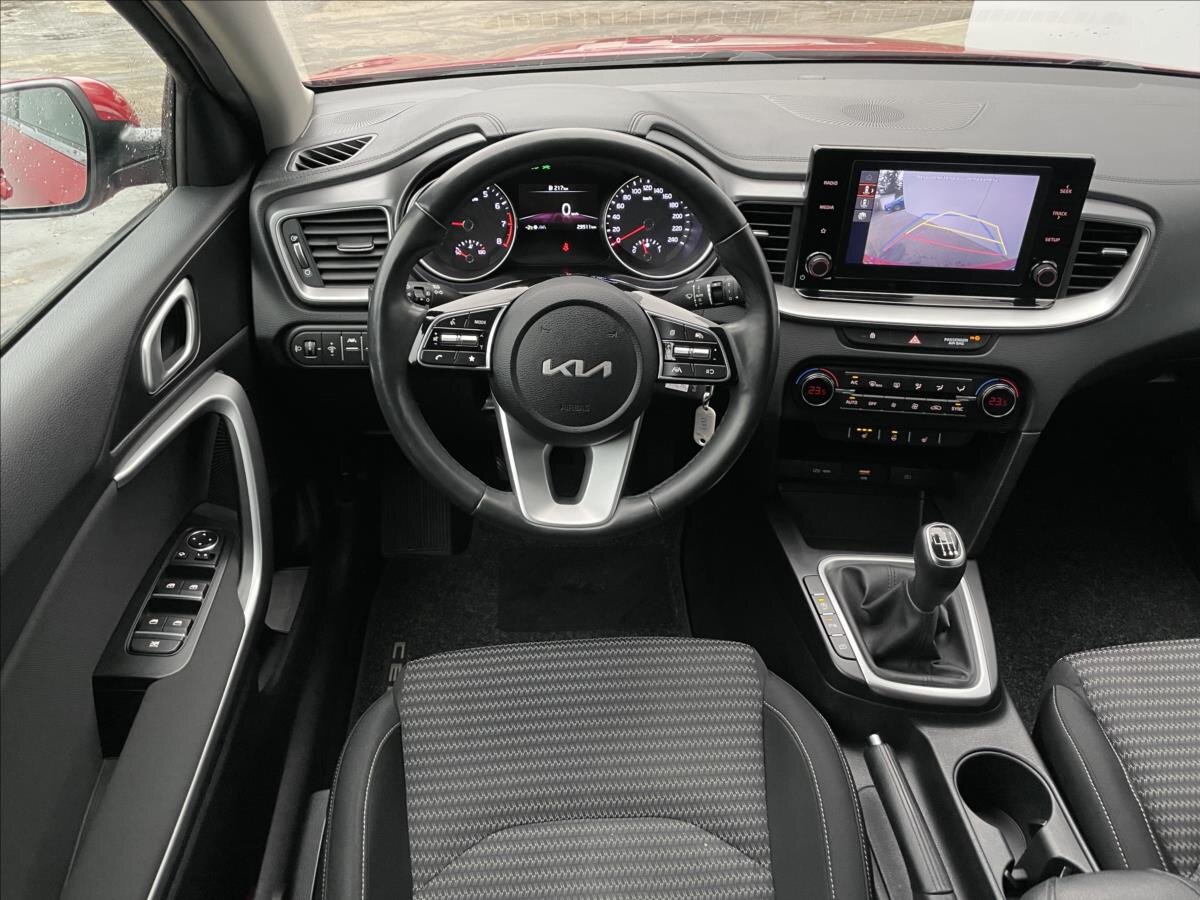 KIA Ceed Hatchback 998,0 74 kw