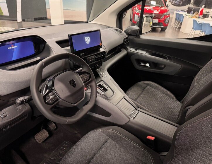 Peugeot Rifter MPV 1,5 l 96 kw