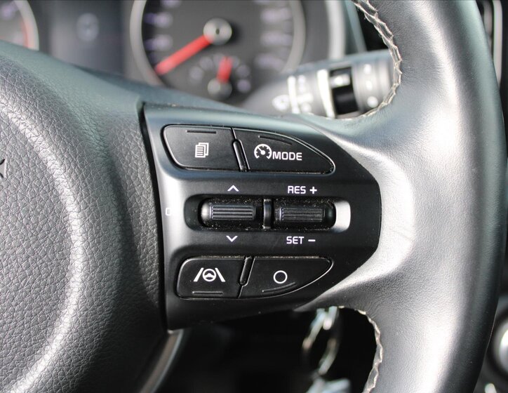 KIA Rio Hatchback 1,2 l 61 kw