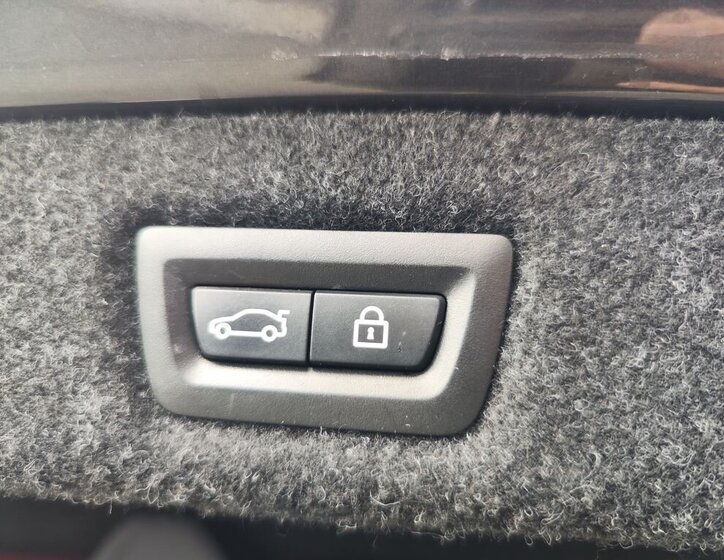 BMW Řada 5 Sedan / Limuzína 3,0 l 250 kw