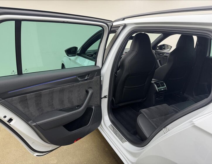 Škoda Superb Kombi 2,0 l 140 kw