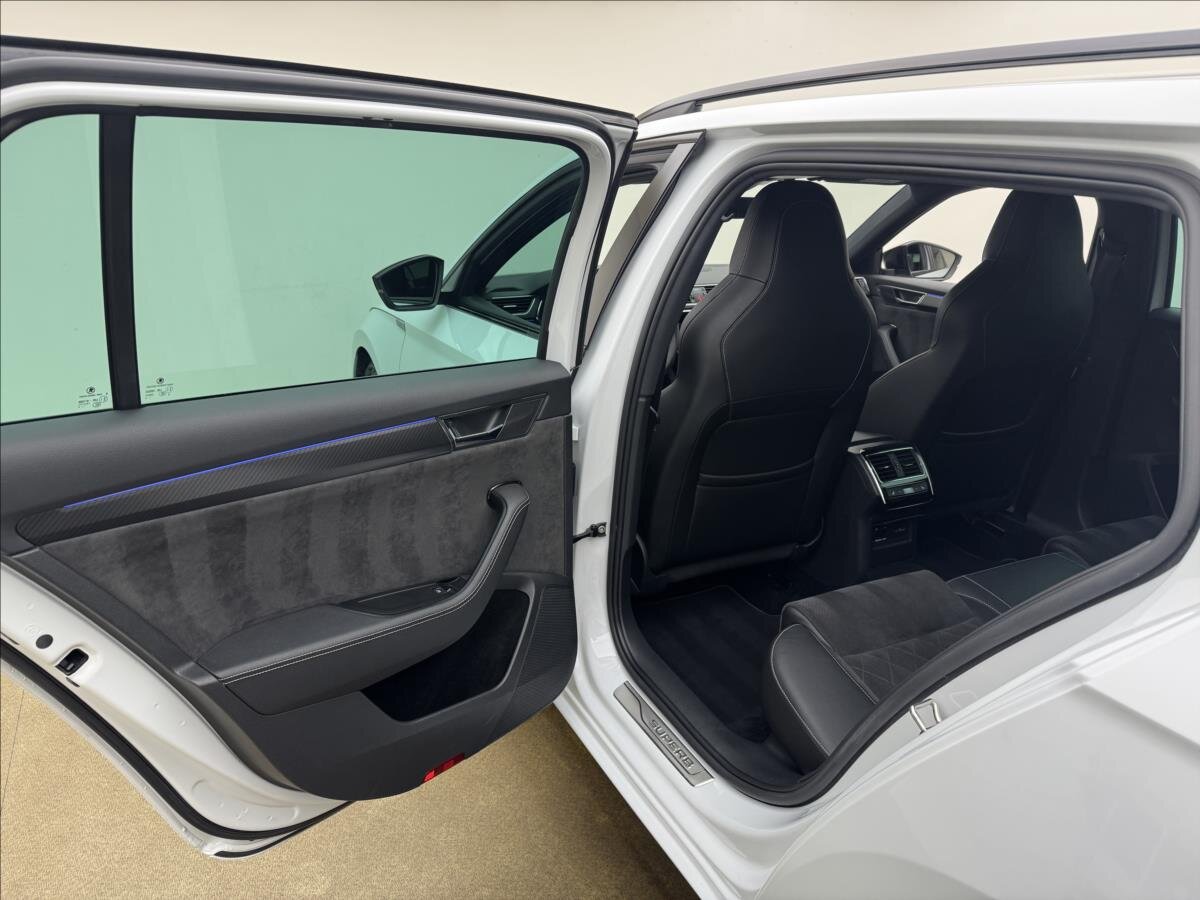 Škoda Superb Kombi 2,0 l 140 kw