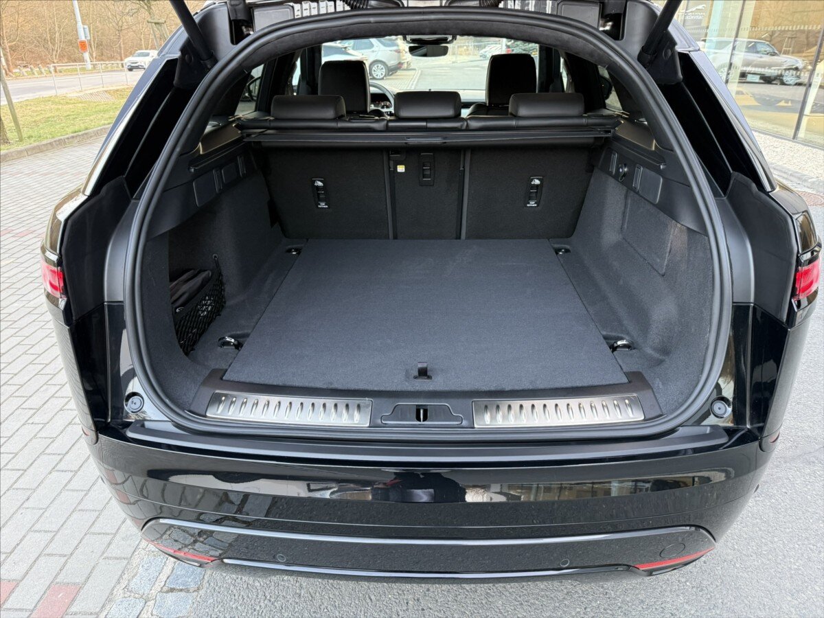 Land Rover Range Rover Velar SUV / Terénní 3,0 l 221 kw