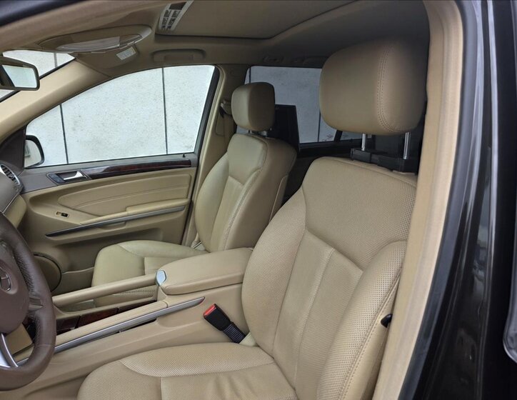 Mercedes-Benz GL SUV / Terénní 3,0 l 165 kw