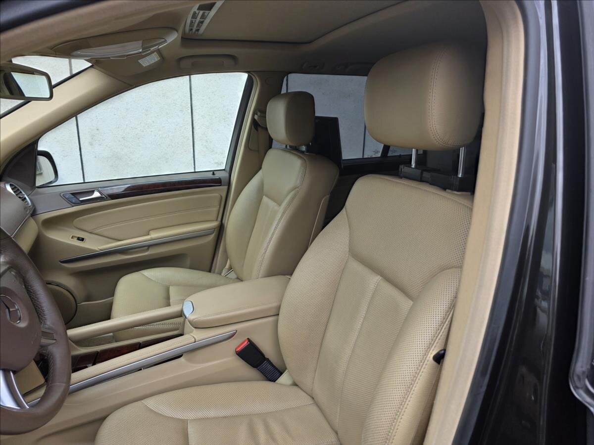 Mercedes-Benz GL SUV / Terénní 3,0 l 165 kw