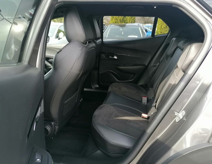 Peugeot 2008 SUV / Terénní 1,2 l 96 kw