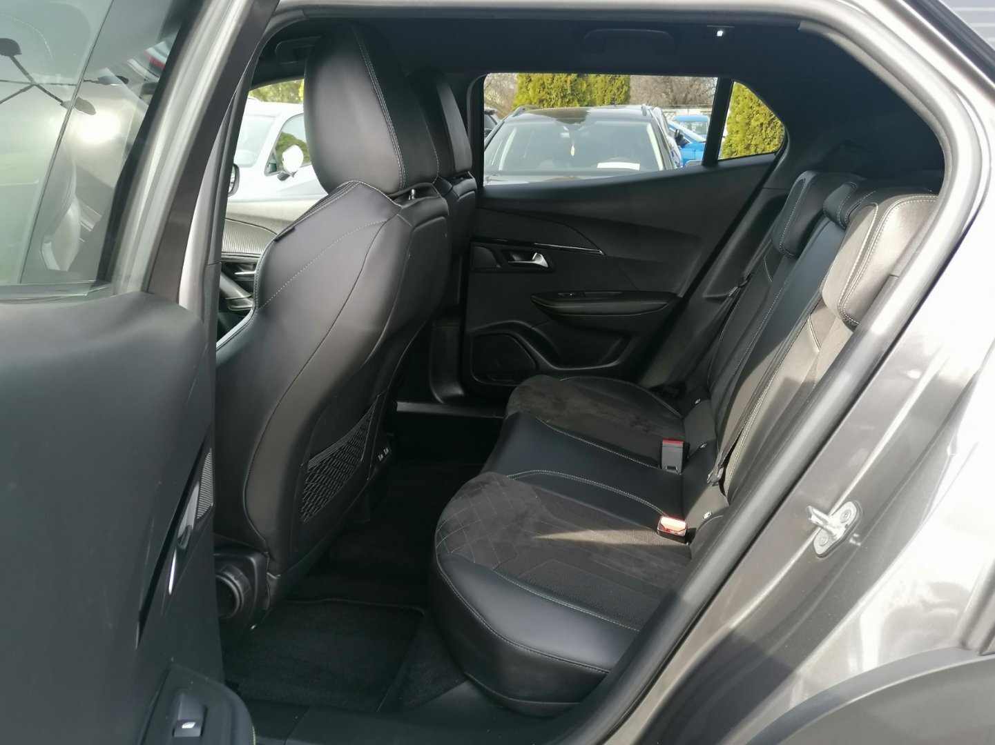 Peugeot 2008 SUV / Terénní 1,2 l 96 kw