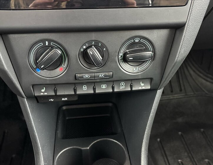 Škoda Rapid Liftback 1,2 l 81 kw