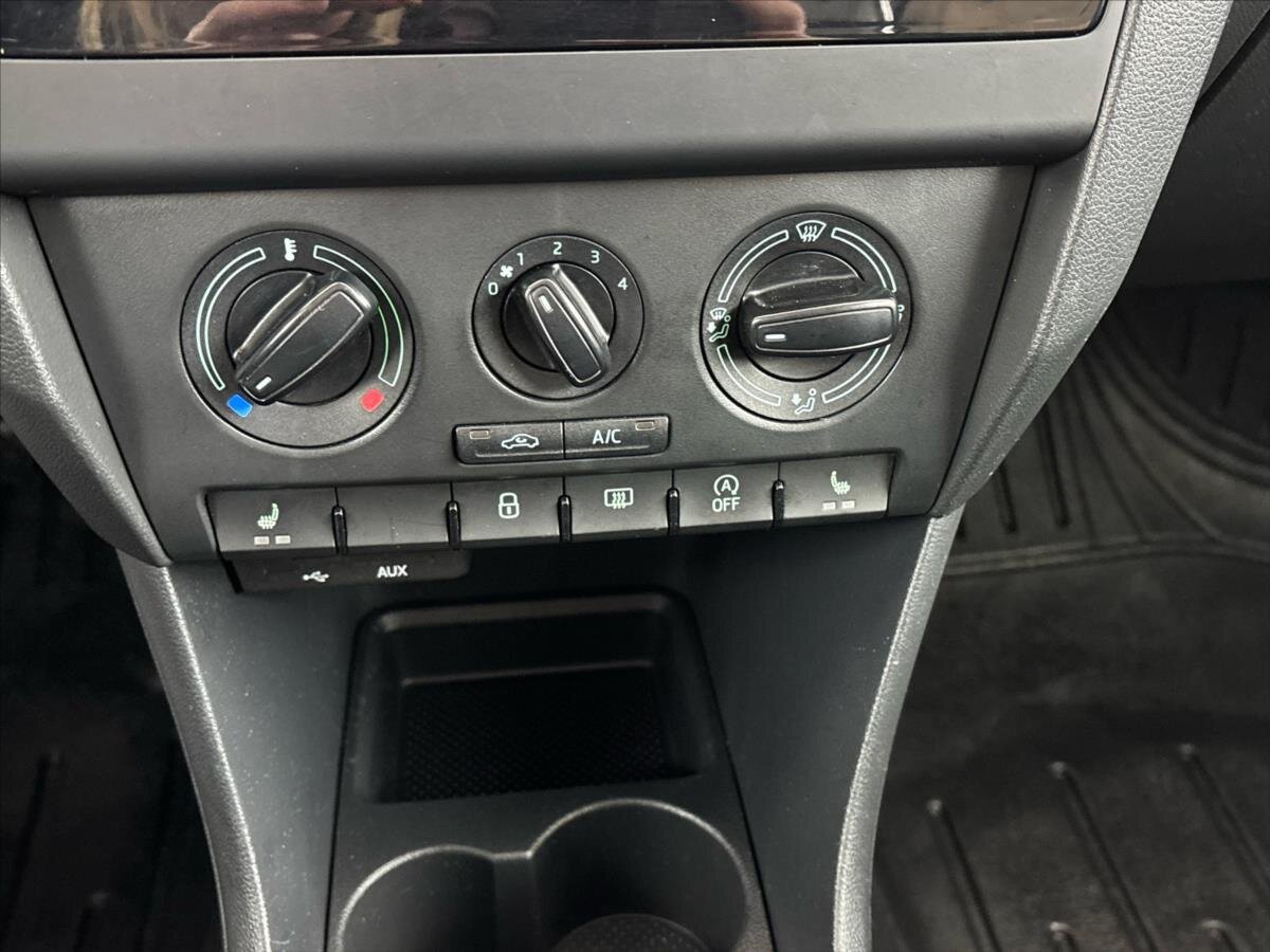 Škoda Rapid Liftback 1,2 l 81 kw