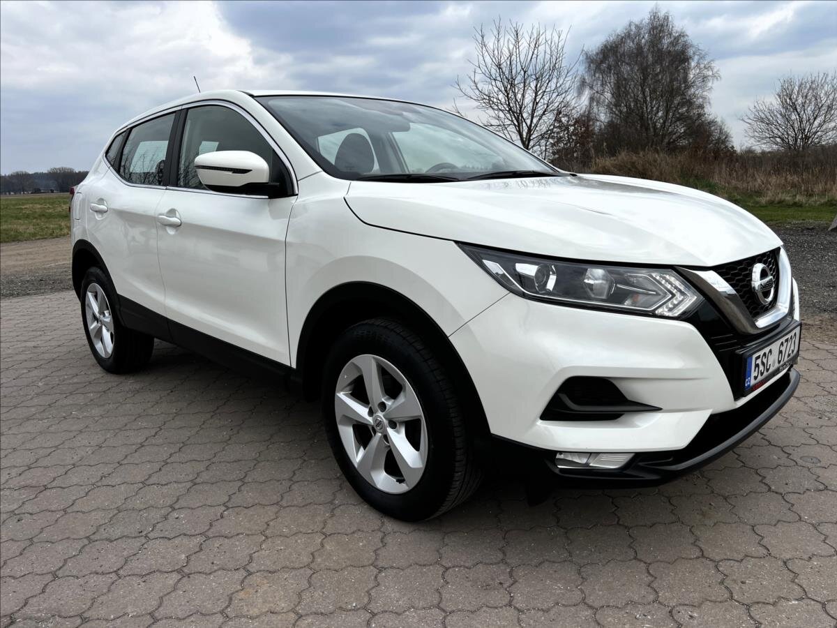 Nissan Qashqai SUV / Terénní 1,3 l 103 kw