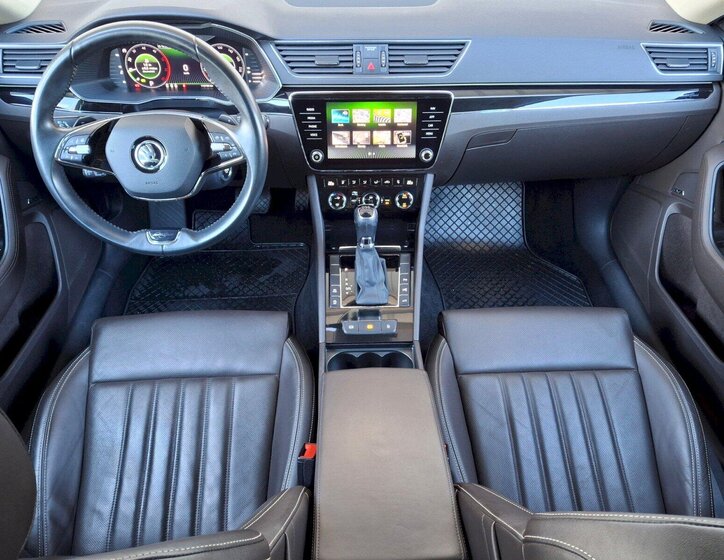 Škoda Superb Sedan / Limuzína 2,0 l 110 kw