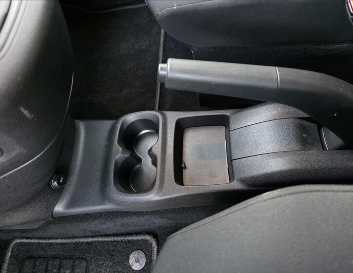 Opel Combo Skříň 1,5 l 75 kw