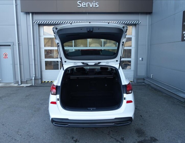 Hyundai i30 Kombi 998,0 88 kw