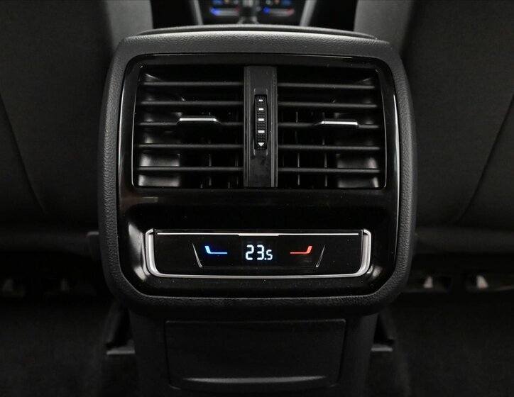 Volkswagen Passat Kombi 2,0 l 110 kw