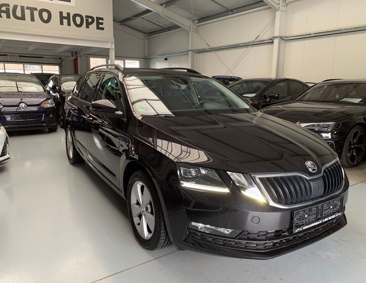Škoda Octavia 1