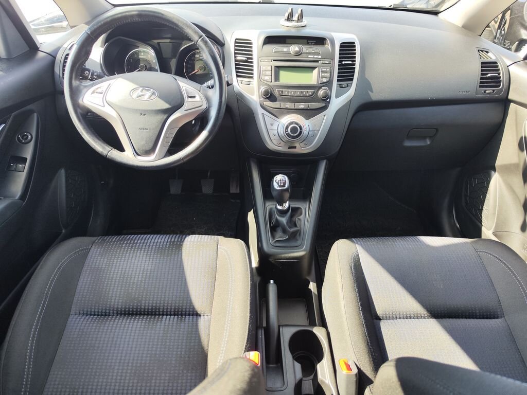 Hyundai ix20 MPV 1,4 l 66 kw