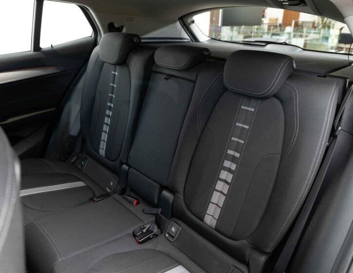 BMW X2 SUV 1,5 l 100 kw