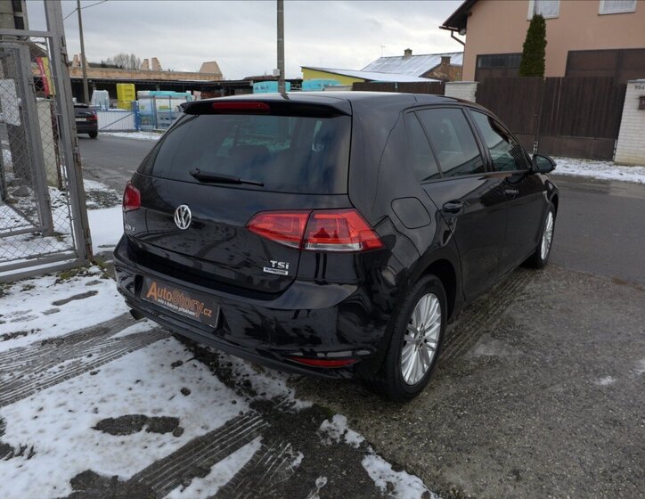 Volkswagen Golf Hatchback 1,2 l 81 kw