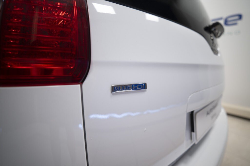 Peugeot 5008 MPV 1,6 l 88 kw