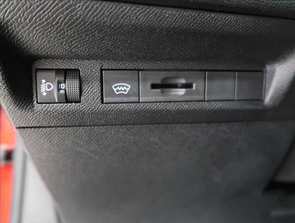 Peugeot 308 Kombi 1,2 l 96 kw