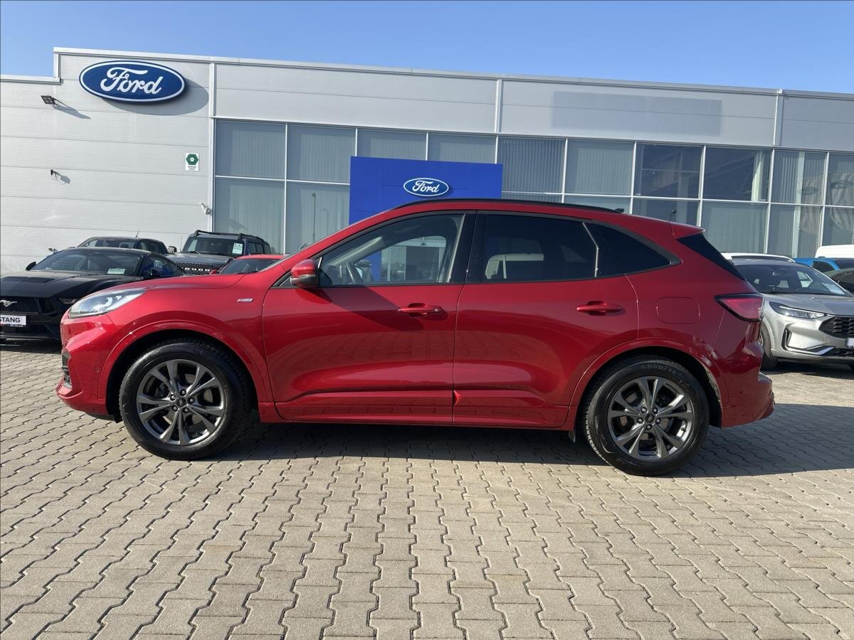 Ford Kuga SUV / Terénní 1,5 l 110 kw