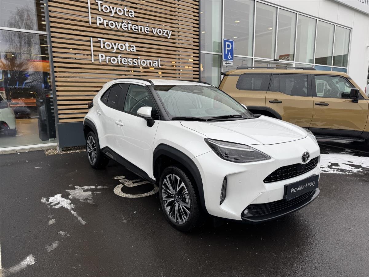 Toyota Yaris Cross SUV 1,5 l 68 kw