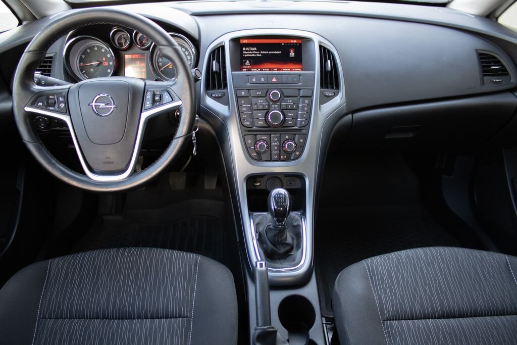 Opel Astra Sedan / Limuzína 1,4 l 103 kw