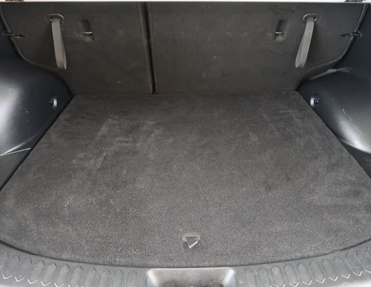 KIA Sportage SUV / Terénní 2,0 l 135 kw