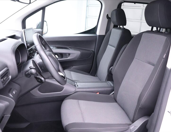 Toyota ProAce City Verso MPV 1,2 l 96 kw