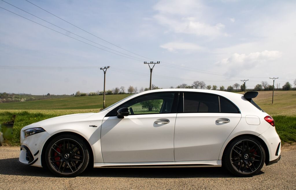 Mercedes-Benz Třídy A Hatchback 0,0 310 kw