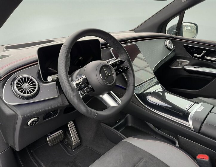 Mercedes-Benz Ostatní SUV 1,0 330 kw