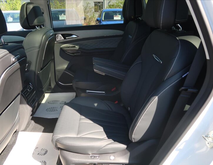 Dongfeng U-Tour MPV 1,5 l 130 kw