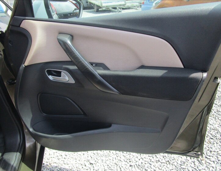 Citroën Grand C4 Picasso MPV 1,6 l 85 kw