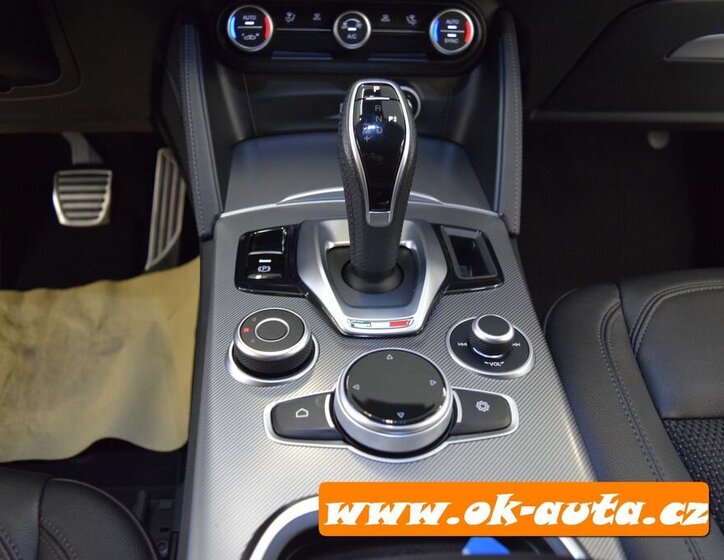 Alfa Romeo Stelvio SUV 2,1 l 140 kw