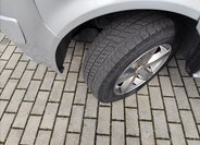 Volkswagen Caravelle Ostatní 2,5 l 96 kw