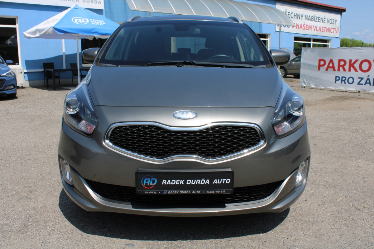 KIA Carens