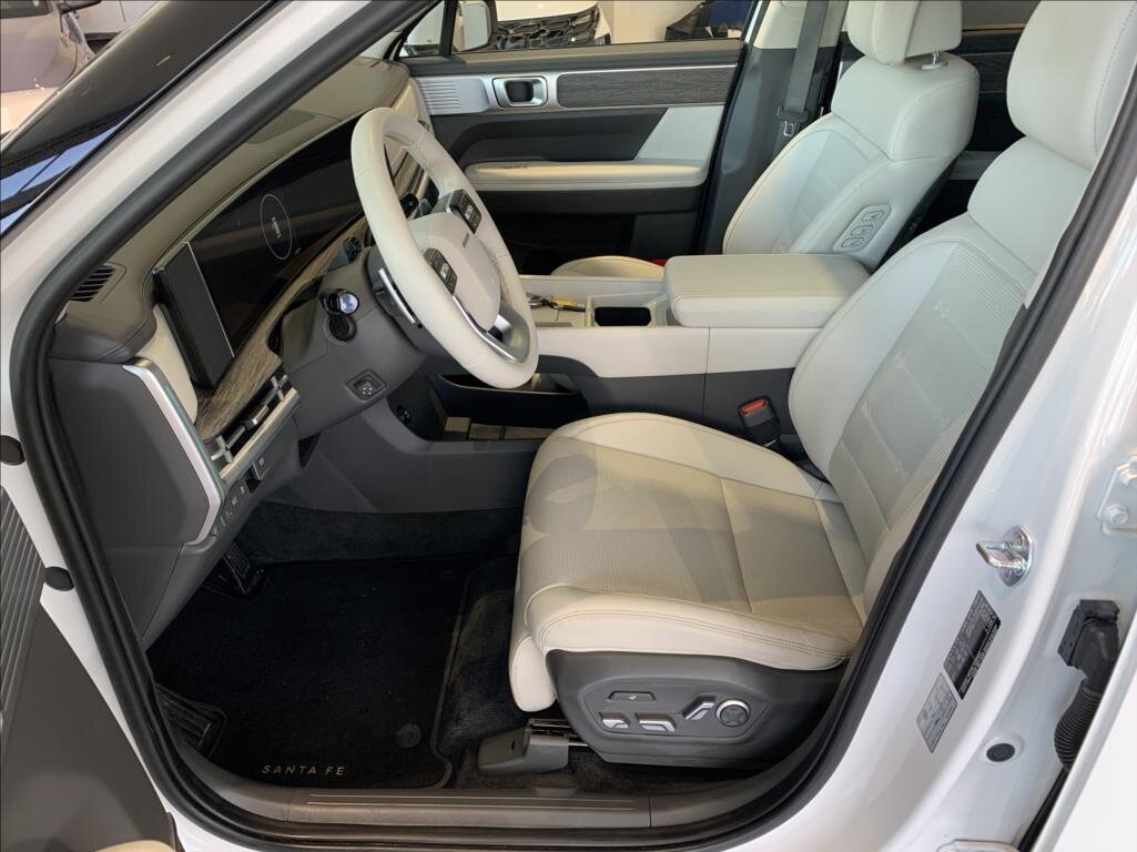 Hyundai Santa Fe SUV / Terénní 1,6 l 158 kw